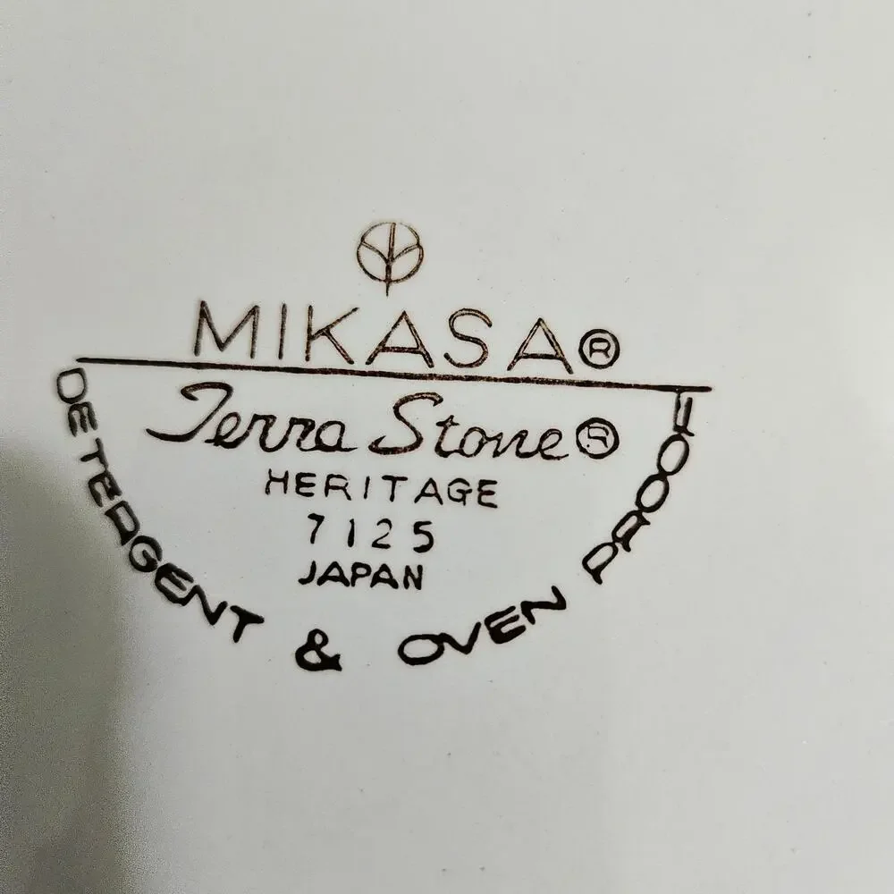 Mikasa Terra Stone Heritage Rooster Salad Plates Set of 2 Japan 7125